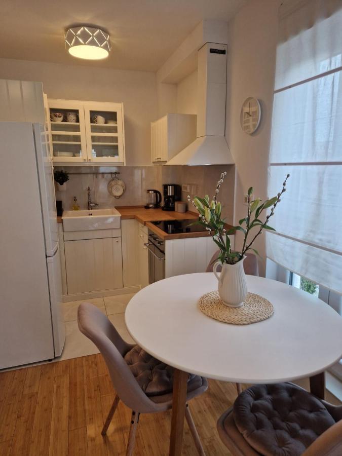 Apartman River Breeze โอมิช ภายนอก รูปภาพ