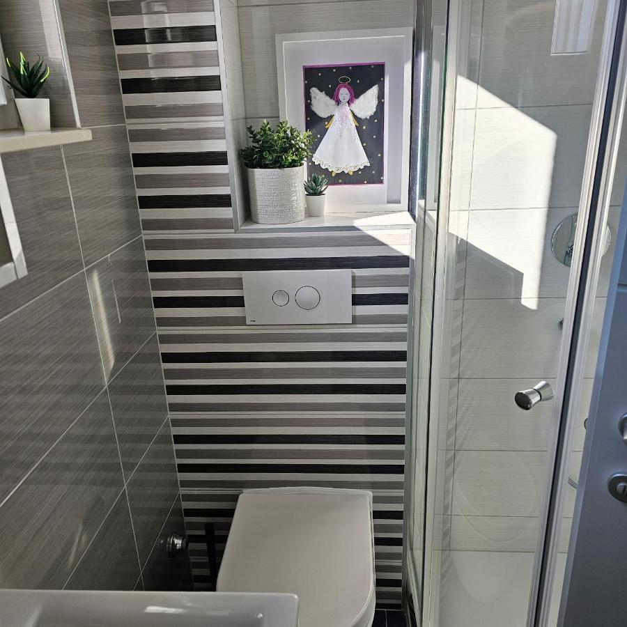 Apartman River Breeze โอมิช ภายนอก รูปภาพ