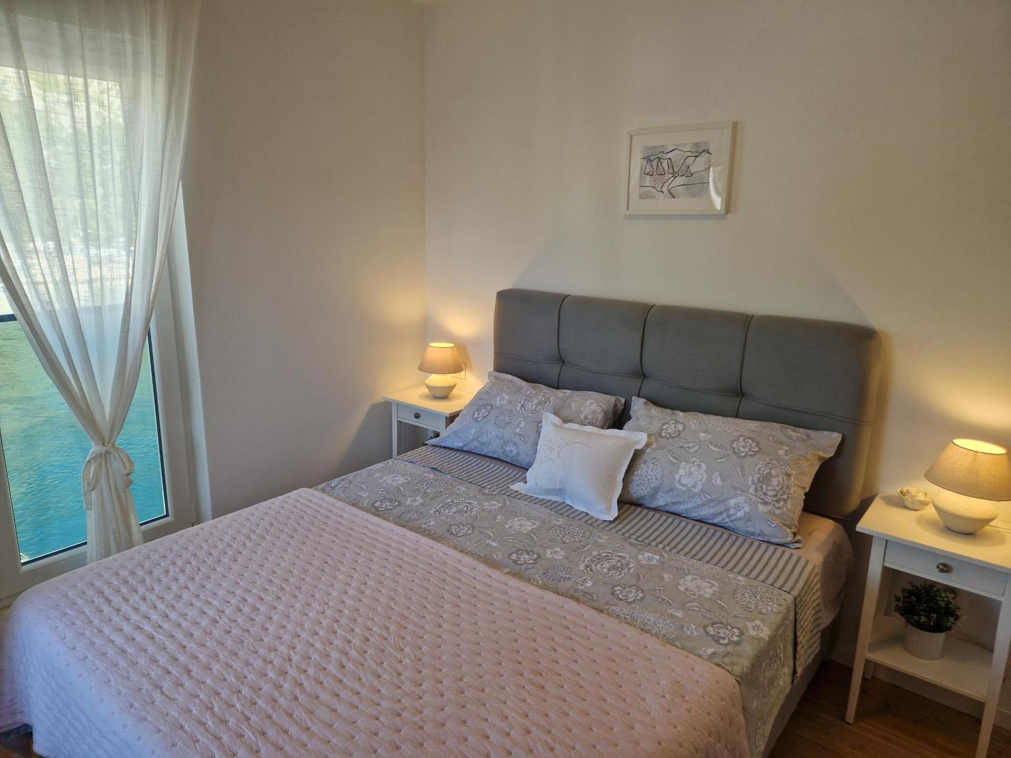 Apartman River Breeze โอมิช ภายนอก รูปภาพ